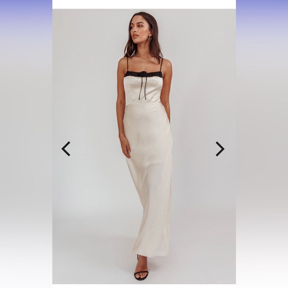 Selfie Leslie Tomorrow's Love Gathered Bow Neckline Maxi Dress